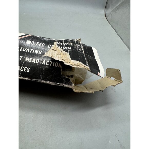 Vantage VT-205 Tripod With 3-Section Compact Column Elevating Pan/Tilt Head & Ri - Picture 7 of 16